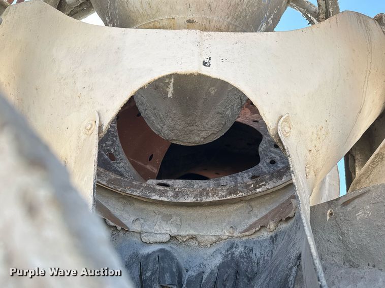 image for item DO2514 2006 Kenworth W900 ready mix truck