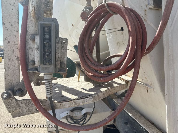 image for item DO2514 2006 Kenworth W900 ready mix truck