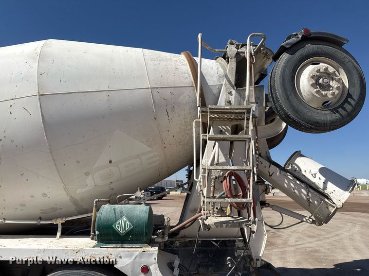 image for item DO2514 2006 Kenworth W900 ready mix truck