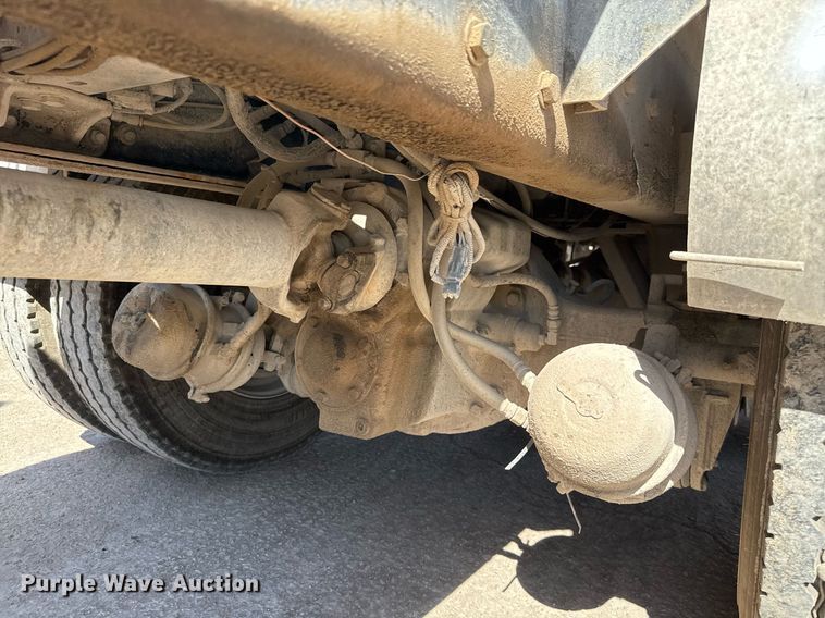 image for item DO2514 2006 Kenworth W900 ready mix truck