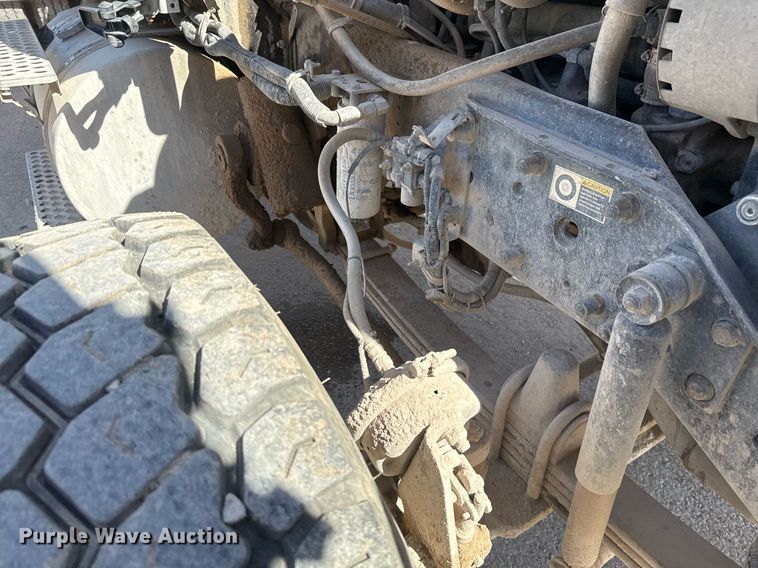 image for item DO2514 2006 Kenworth W900 ready mix truck