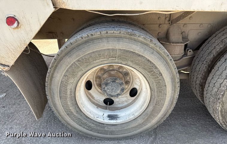 image for item DO2514 2006 Kenworth W900 ready mix truck