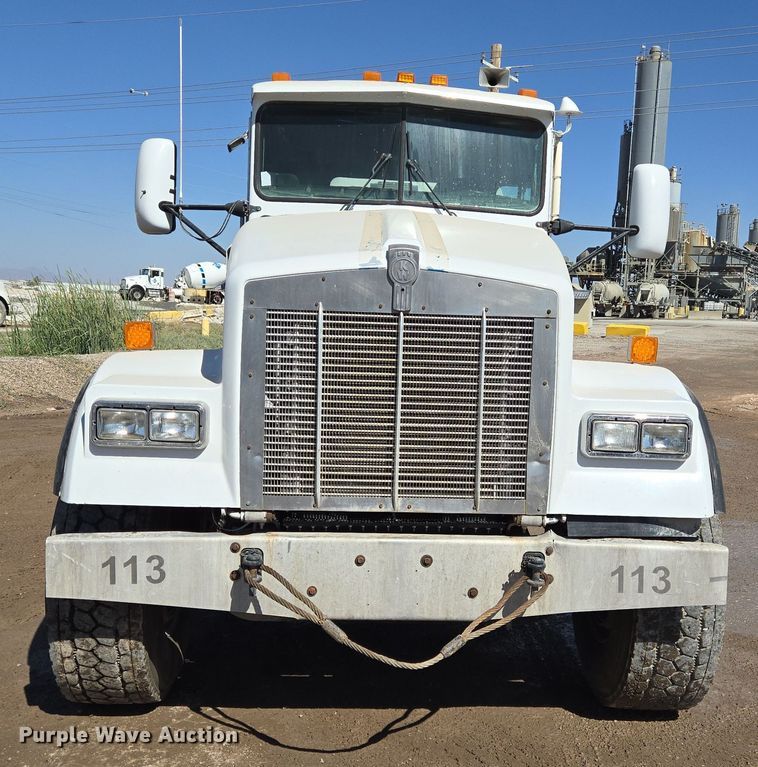 image for item DO2515 2006 Kenworth W900 ready mix truck