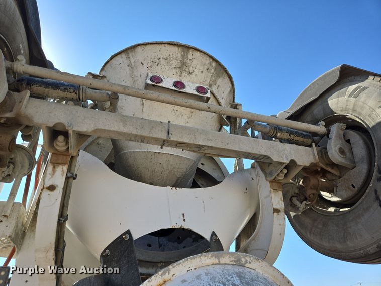 image for item DO2515 2006 Kenworth W900 ready mix truck