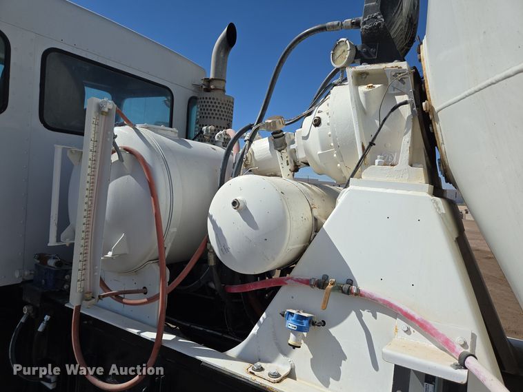 image for item DO2515 2006 Kenworth W900 ready mix truck