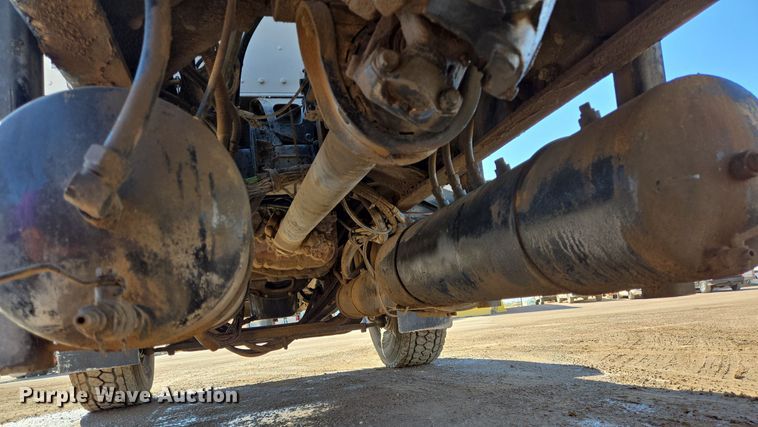 image for item DO2515 2006 Kenworth W900 ready mix truck