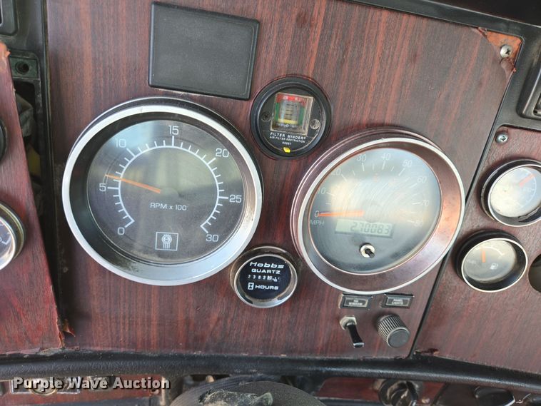 image for item DO2515 2006 Kenworth W900 ready mix truck