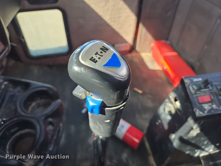 image for item DO2515 2006 Kenworth W900 ready mix truck