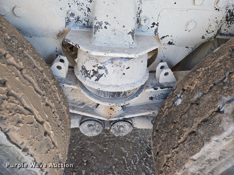 image for item DO2515 2006 Kenworth W900 ready mix truck