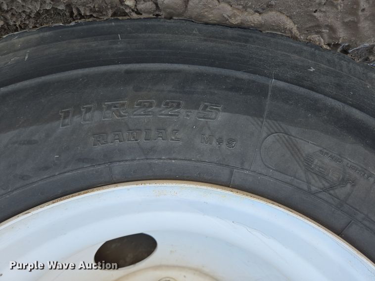 image for item DO2515 2006 Kenworth W900 ready mix truck