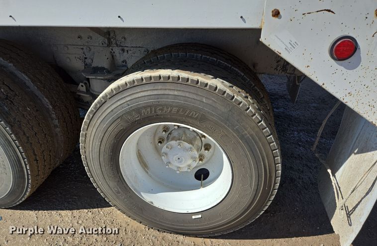 image for item DO2515 2006 Kenworth W900 ready mix truck