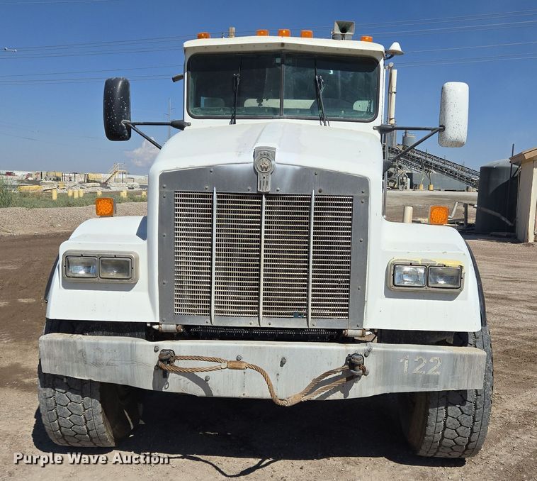 image for item DO2516 2006 Kenworth W900 ready mix truck