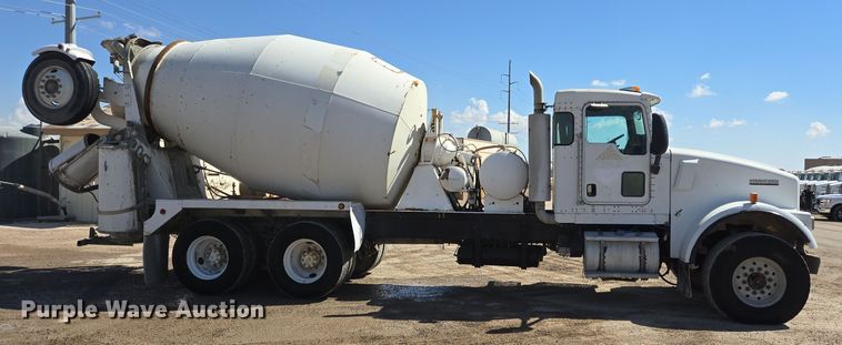 image for item DO2516 2006 Kenworth W900 ready mix truck