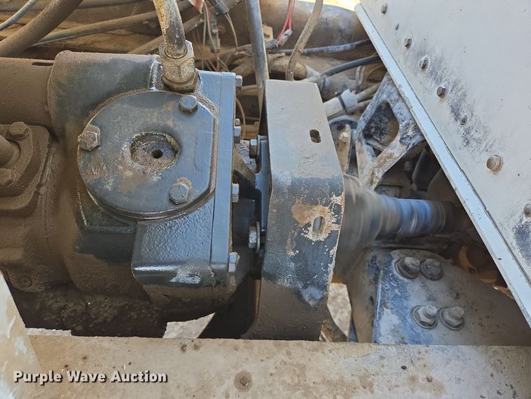 image for item DO2516 2006 Kenworth W900 ready mix truck