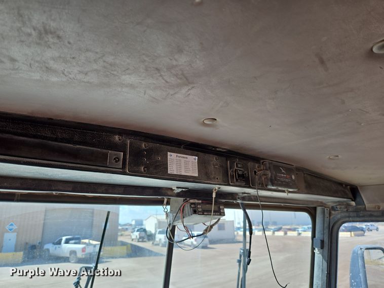 image for item DO2516 2006 Kenworth W900 ready mix truck