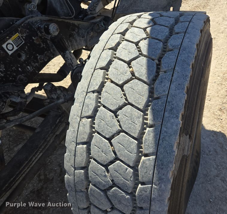 image for item DO2516 2006 Kenworth W900 ready mix truck