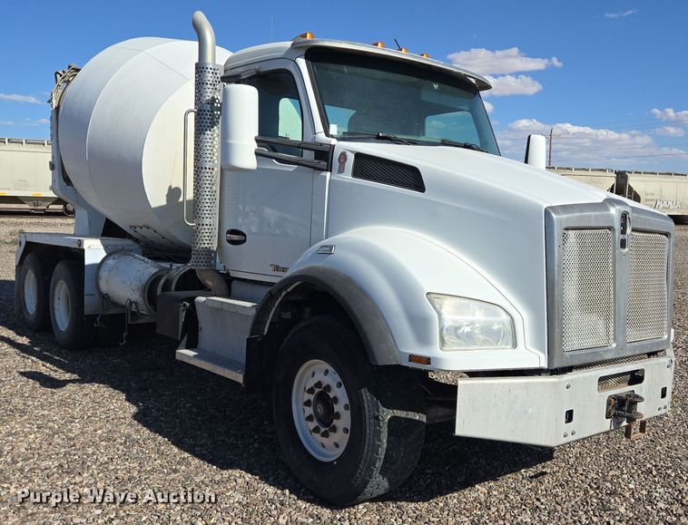 image for item DO2517 2016 Kenworth T880 ready mix truck