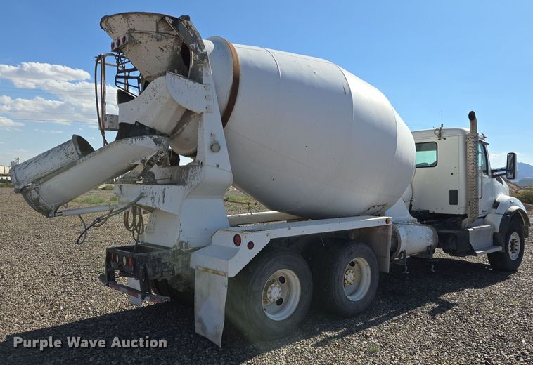 image for item DO2517 2016 Kenworth T880 ready mix truck