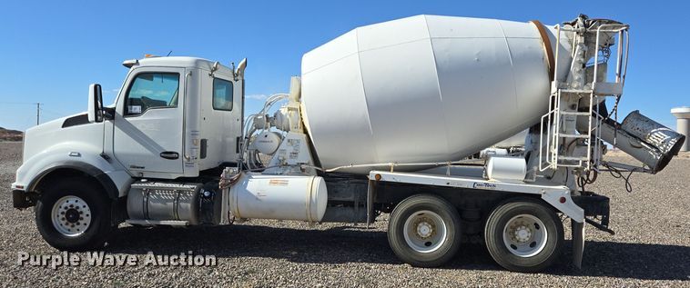 image for item DO2517 2016 Kenworth T880 ready mix truck
