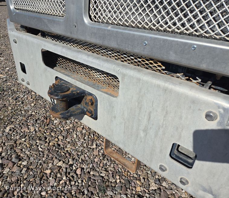 image for item DO2517 2016 Kenworth T880 ready mix truck