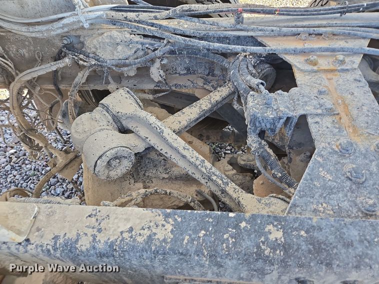 image for item DO2517 2016 Kenworth T880 ready mix truck