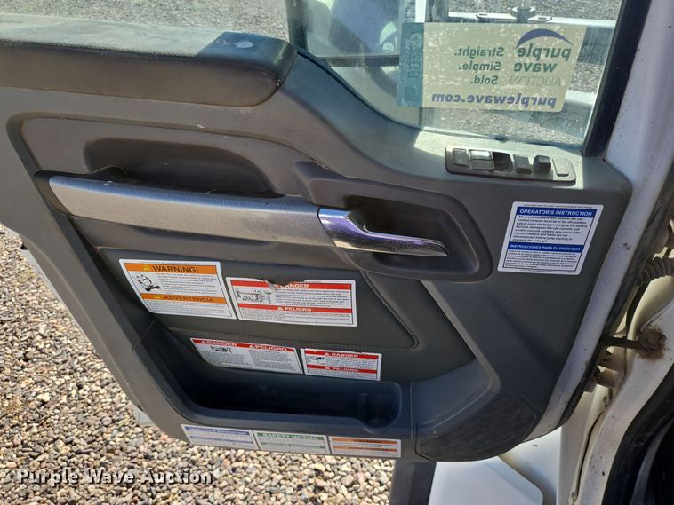 image for item DO2517 2016 Kenworth T880 ready mix truck