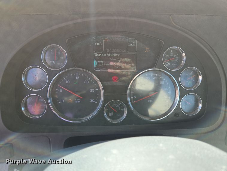 image for item DO2517 2016 Kenworth T880 ready mix truck