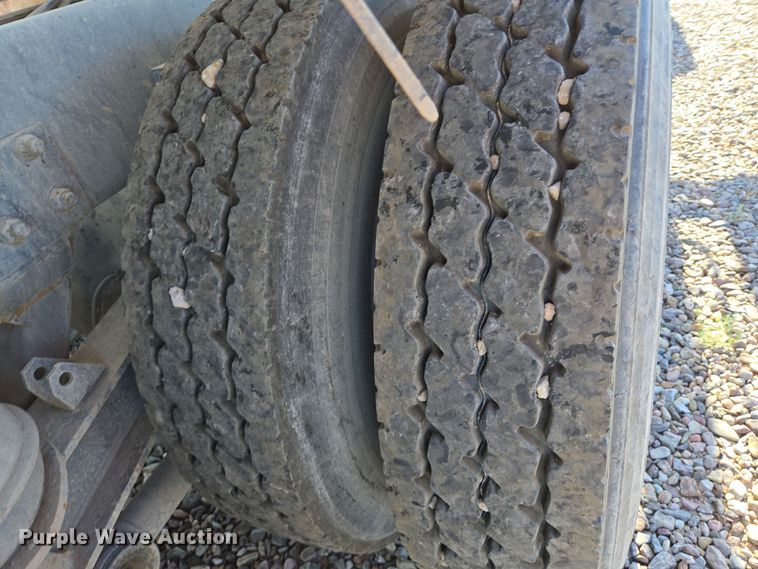 image for item DO2517 2016 Kenworth T880 ready mix truck