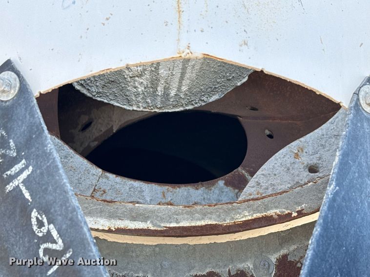 image for item DO2518 2015 Kenworth T800 ready mix truck