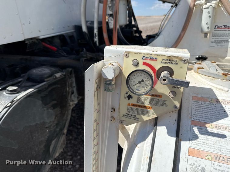 image for item DO2518 2015 Kenworth T800 ready mix truck