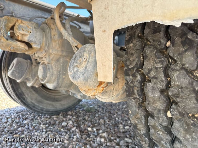 image for item DO2518 2015 Kenworth T800 ready mix truck