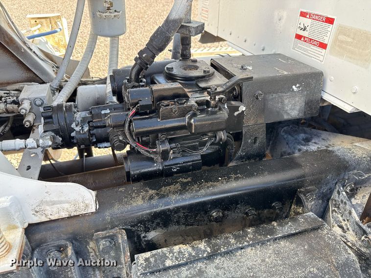 image for item DO2519 2015 Kenworth T800 ready mix truck