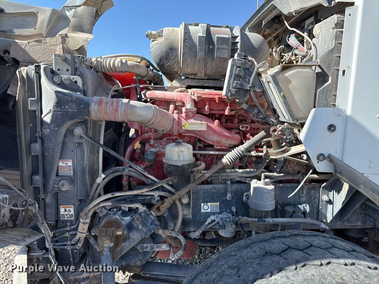 image for item DO2519 2015 Kenworth T800 ready mix truck