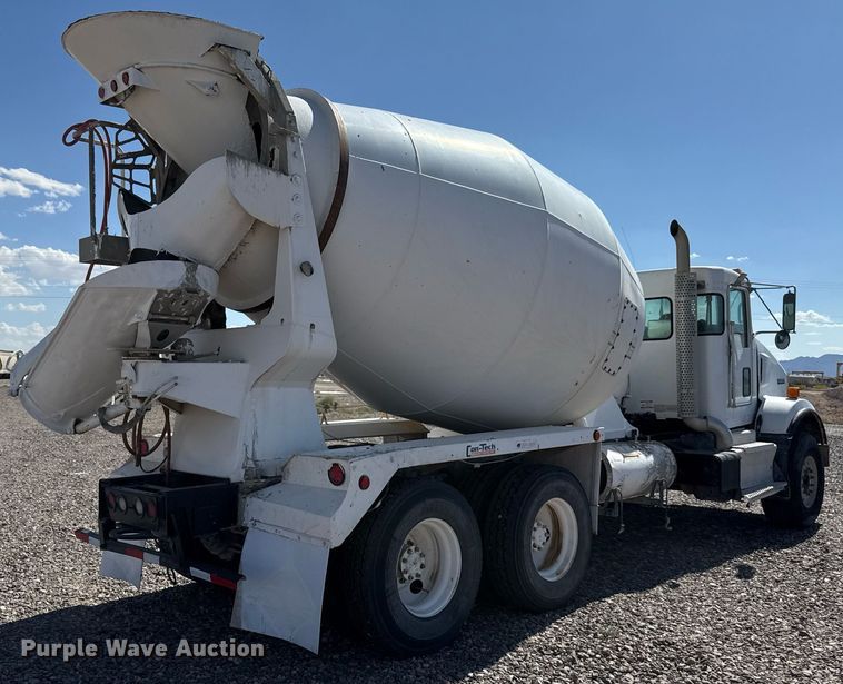 image for item DO2520 2015 Kenworth T800 ready mix truck