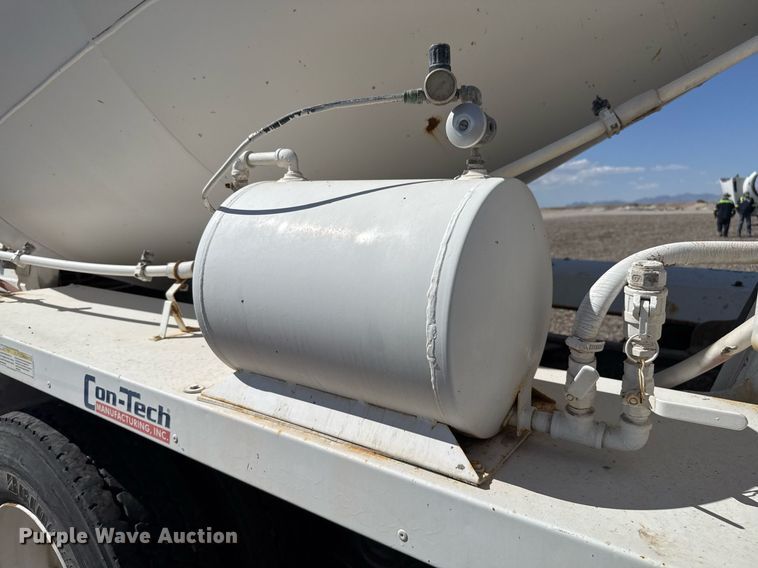 image for item DO2520 2015 Kenworth T800 ready mix truck