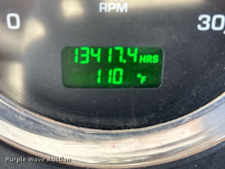 image for item DO2520 2015 Kenworth T800 ready mix truck