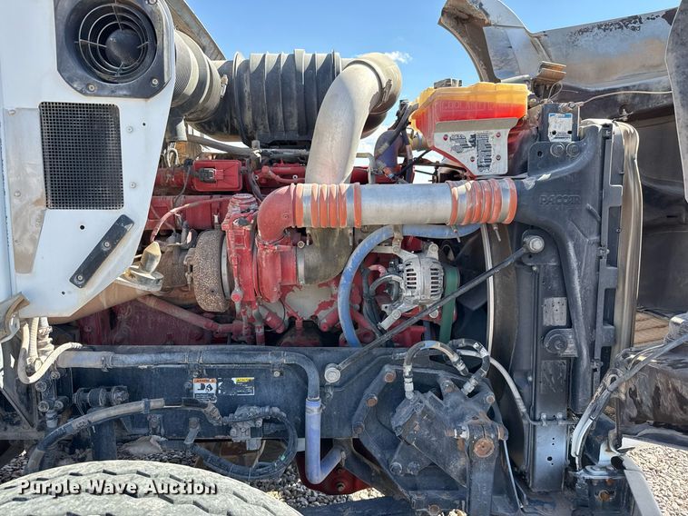 image for item DO2520 2015 Kenworth T800 ready mix truck