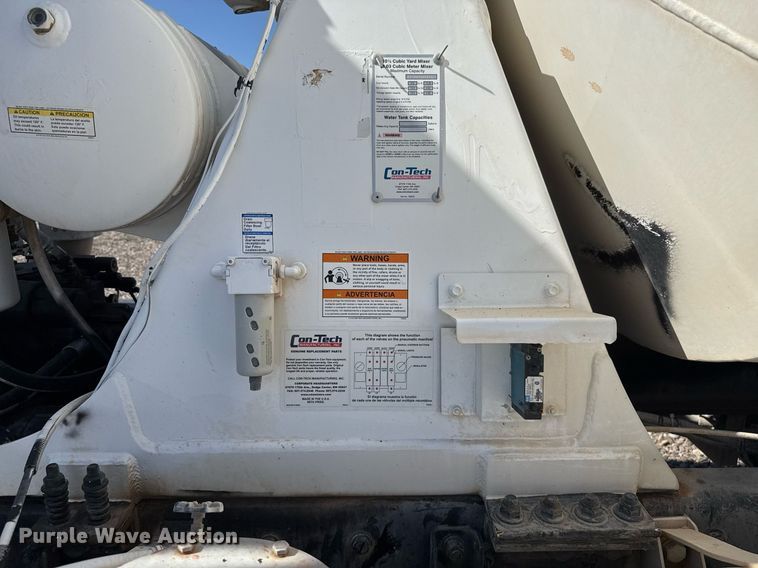 image for item DO2521 2015 Kenworth T800 ready mix truck