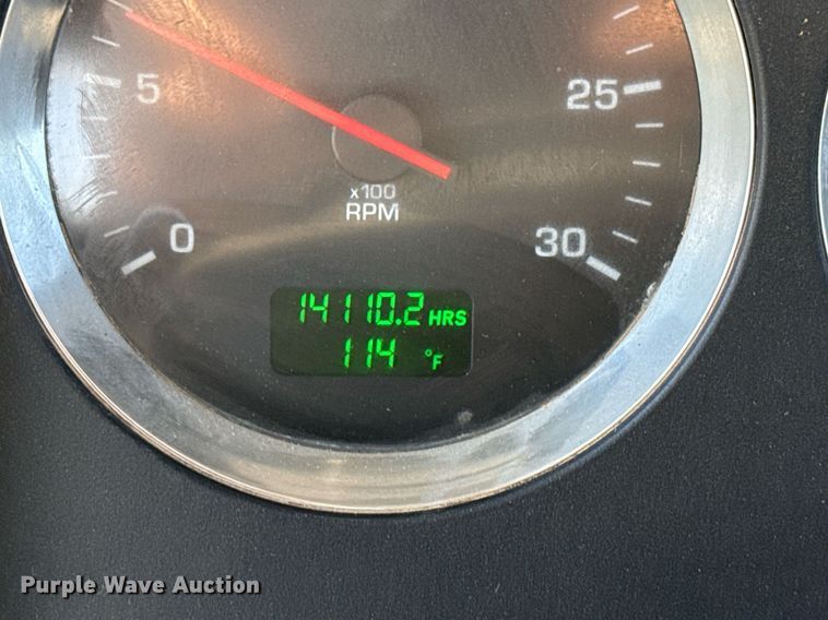 image for item DO2521 2015 Kenworth T800 ready mix truck