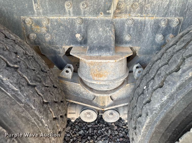 image for item DO2521 2015 Kenworth T800 ready mix truck