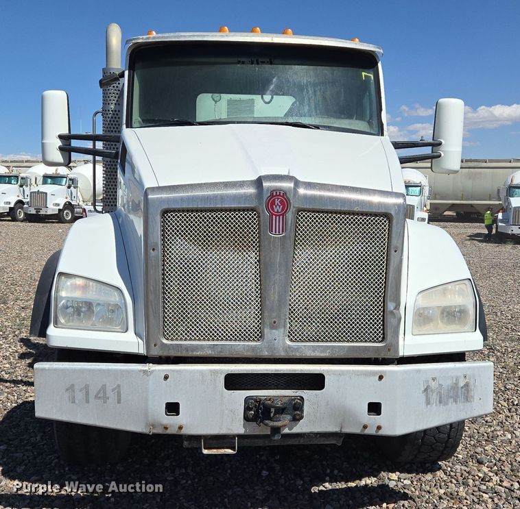 image for item DO2522 2016 Kenworth T880 ready mix truck