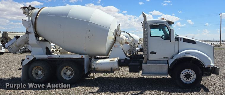 image for item DO2522 2016 Kenworth T880 ready mix truck