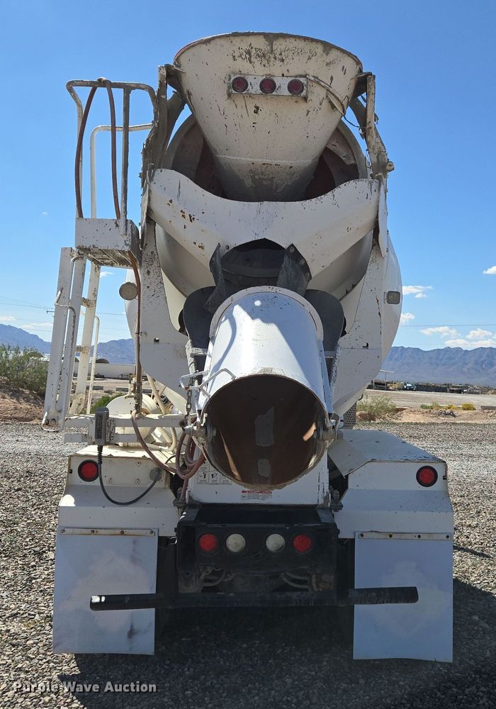 image for item DO2522 2016 Kenworth T880 ready mix truck