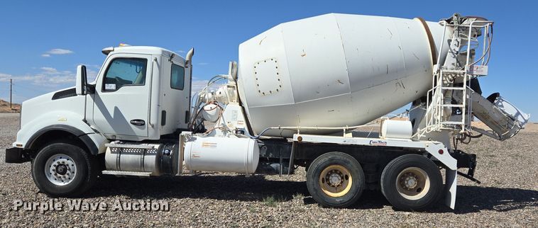 image for item DO2522 2016 Kenworth T880 ready mix truck