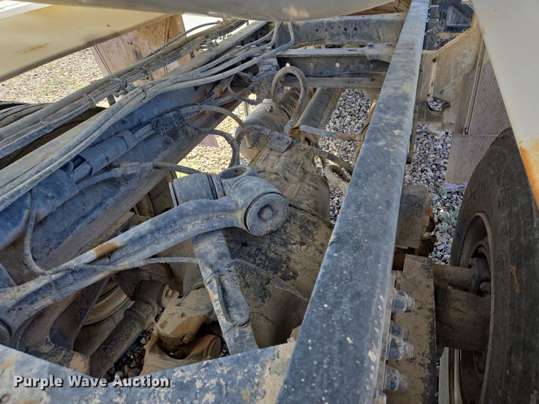 image for item DO2522 2016 Kenworth T880 ready mix truck