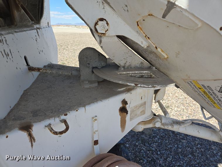 image for item DO2522 2016 Kenworth T880 ready mix truck