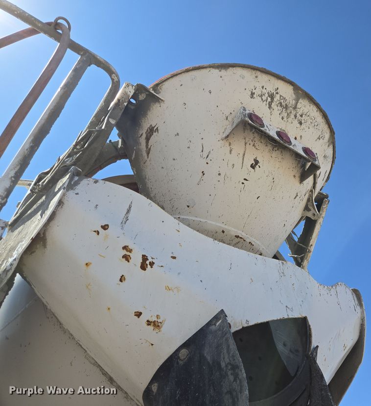 image for item DO2522 2016 Kenworth T880 ready mix truck