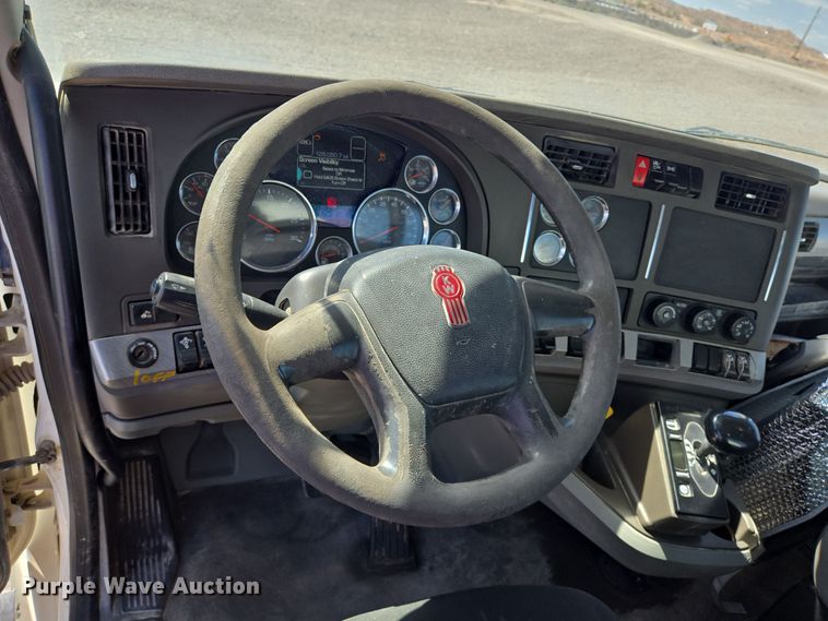 image for item DO2522 2016 Kenworth T880 ready mix truck