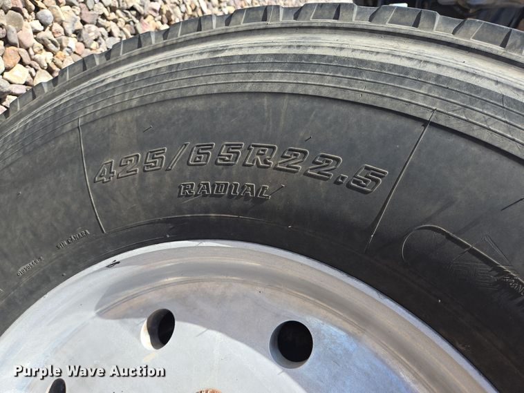 image for item DO2522 2016 Kenworth T880 ready mix truck