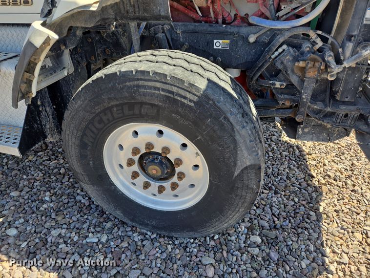 image for item DO2522 2016 Kenworth T880 ready mix truck